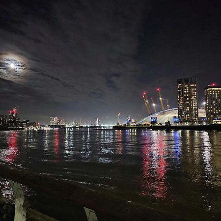 Luxury Apartment In Canary Wharf Londres Exterior foto
